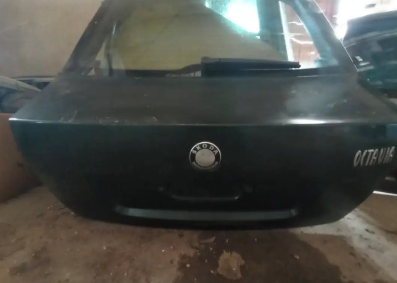 Dveře kufru Škoda Octavia 2